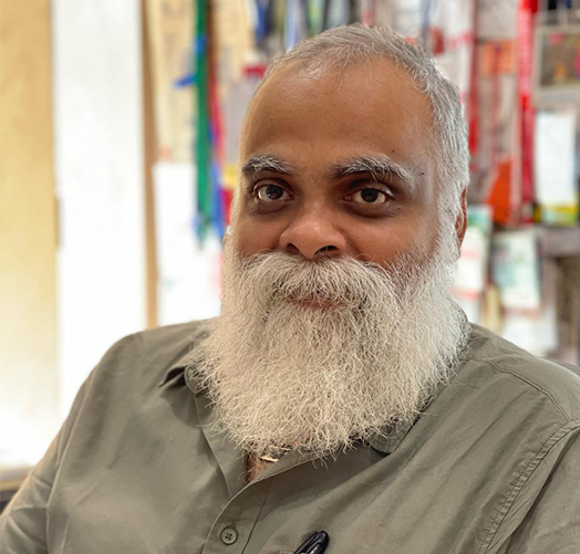 Suresh Eriyat